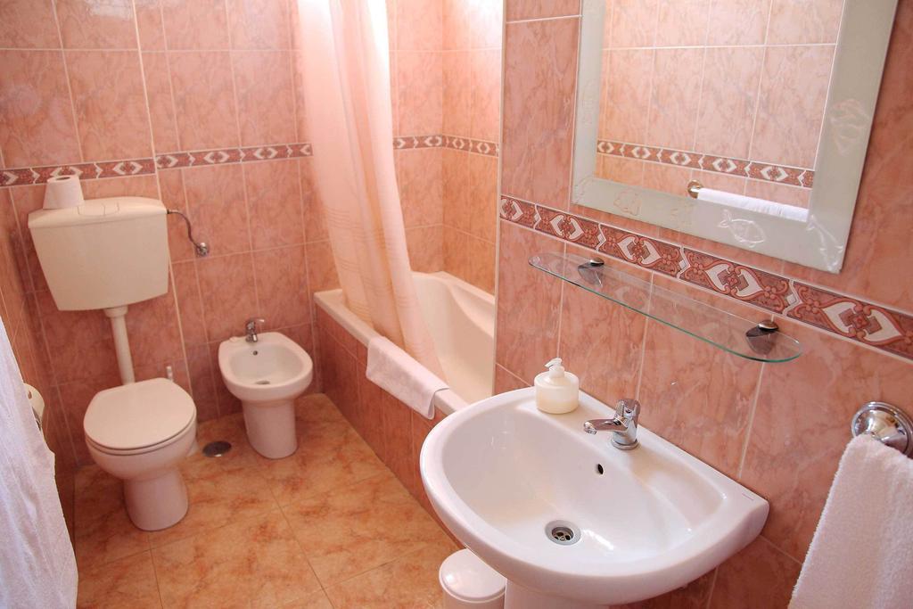 Residencial Principe Guest House Barreiro  Zimmer foto